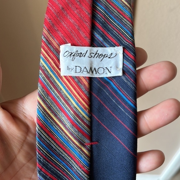 OXFORD SHOPS BY DAMON Striped Neck Tie - Picture 3 of 4